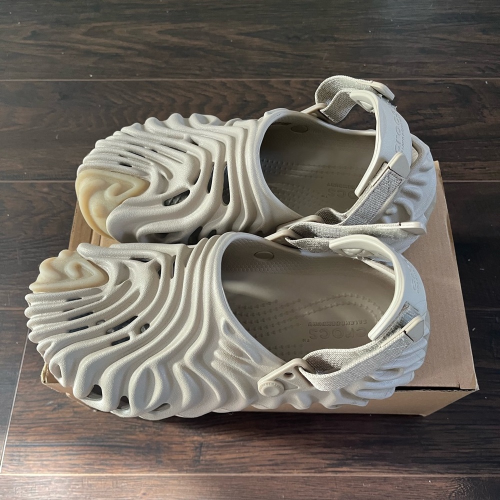 Salehe Bembury Horchata Crocs